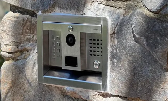 Keypads & code entry